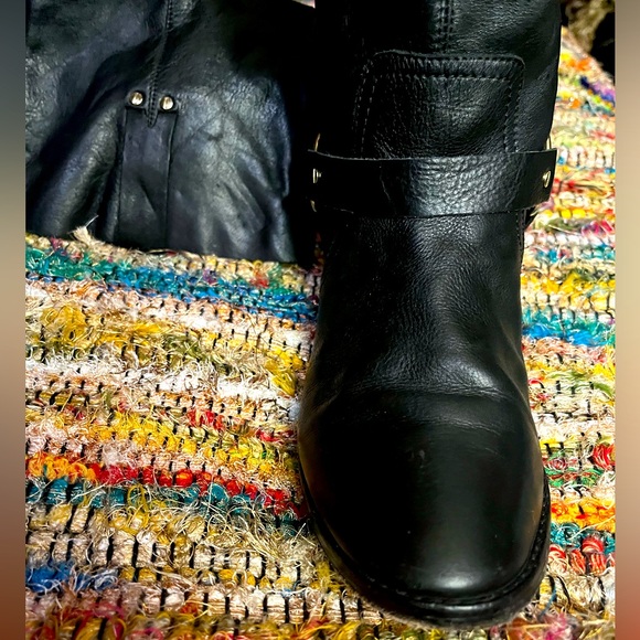 🌺Stylish Joie Babson Leather Boots: Gently used, great condition. A must have❤️ - Picture 3 of 5